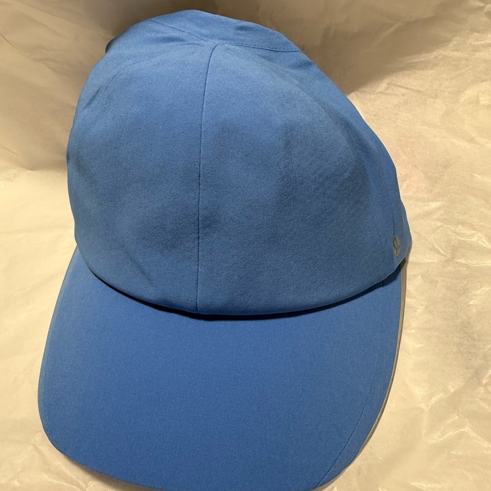 Lululemon Fast and Free Running Hat in a blue color o/s